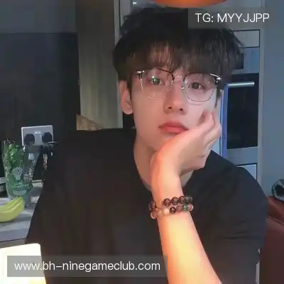 幸侃纯